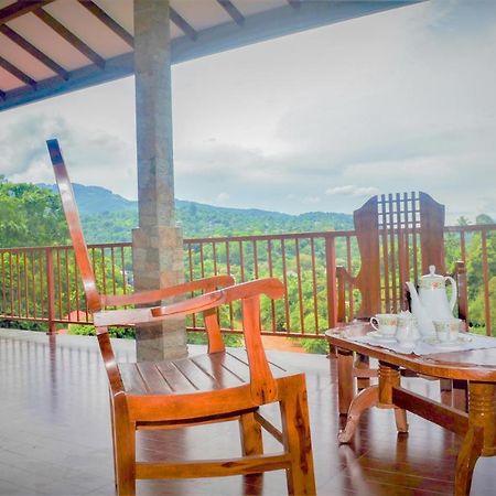 Rock Edge Residence キャンディー エクステリア 写真